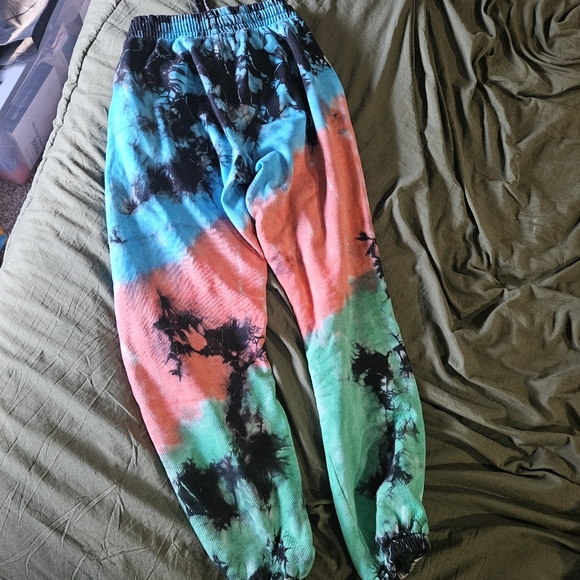 TALENTLESS Sweat Pants - Picture 6 of 7